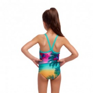 THE BEACH - BAMBIN FILLE - photo 1